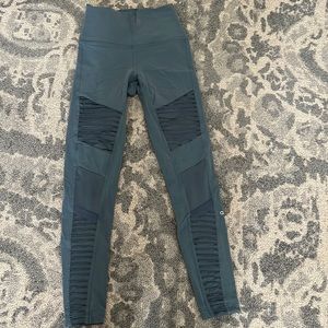 ALO Moto Legging